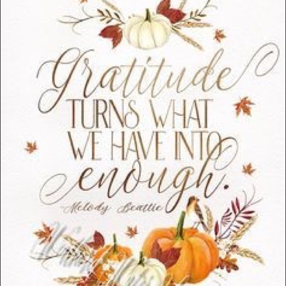 Welcome to my closet! I♥️God,Church,Fam&Friends😘 - Picture 2 of 9